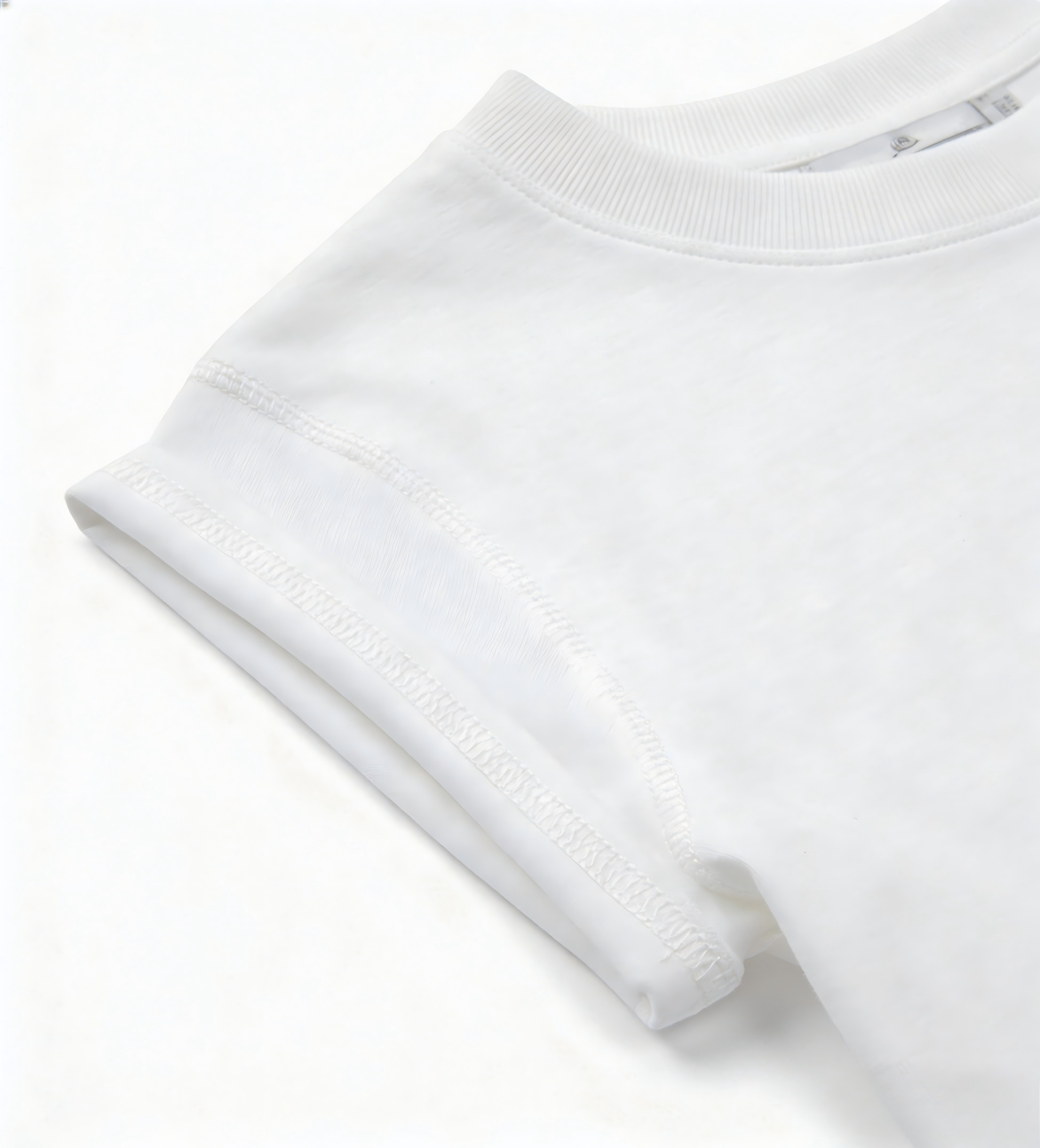 Basic white crew neck short-sleeved T-shirt